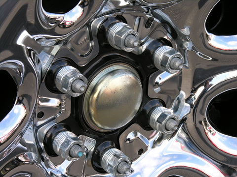How to Know Which Lug Nut to Use